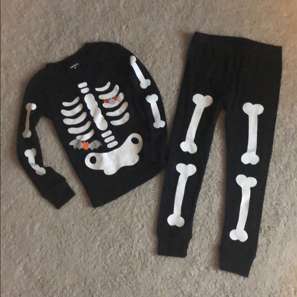 4t Halloween pjs